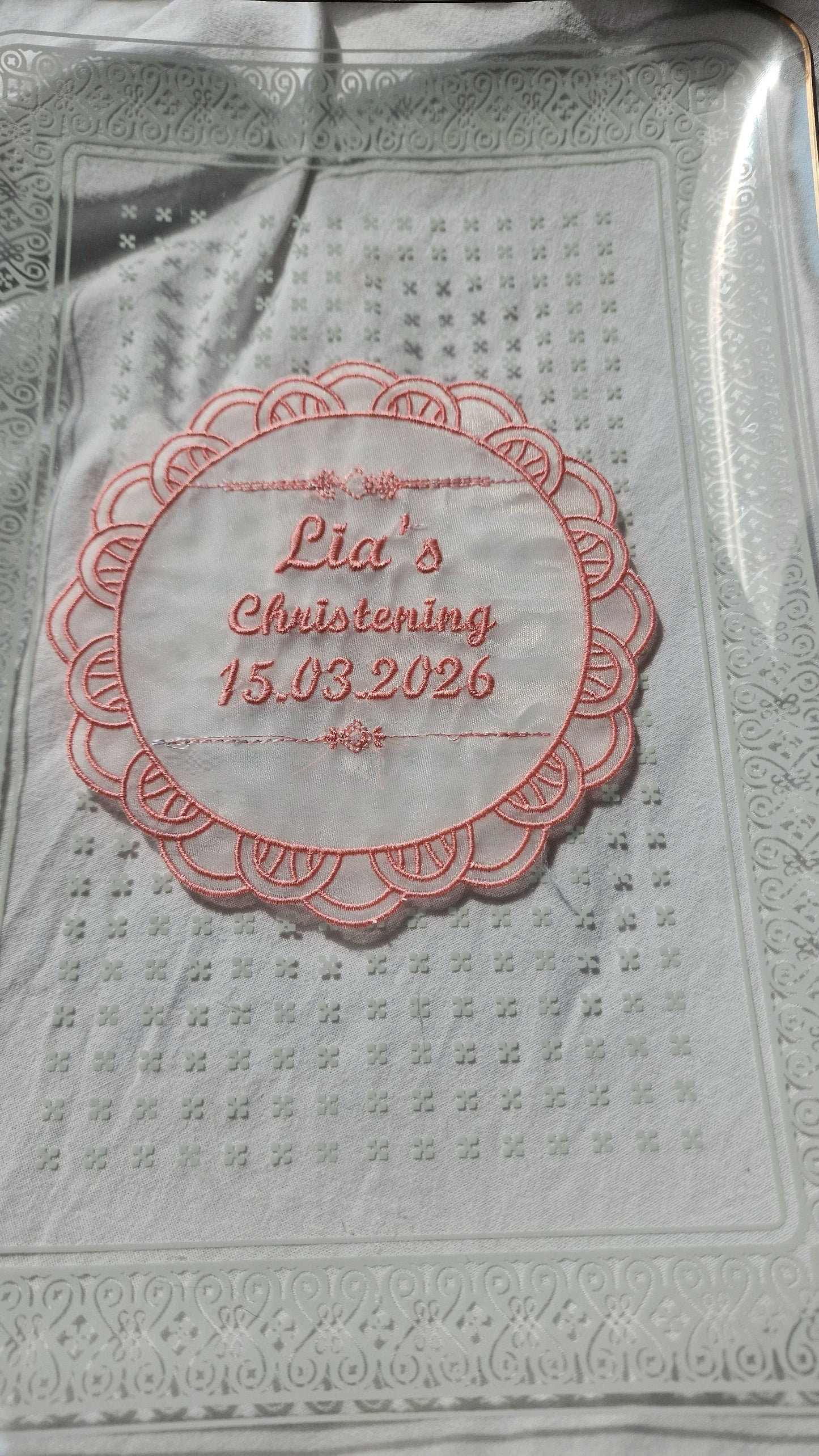 Invitații brodate